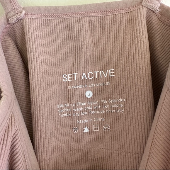 Set Active Ribbed Crop Tank - Picture 4 of 4